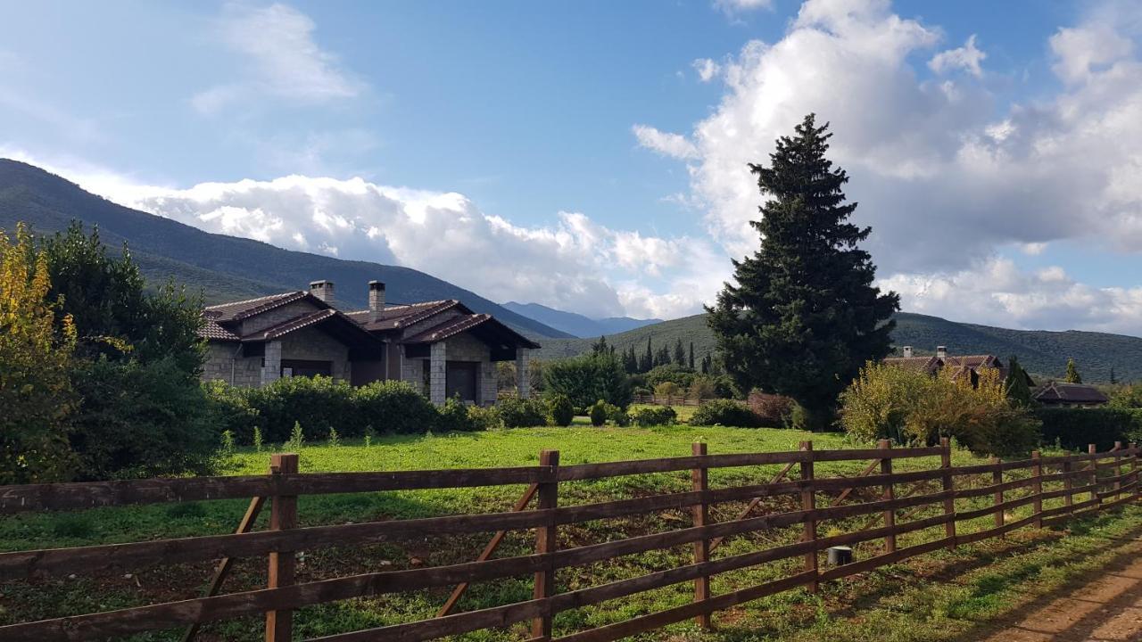 Lithos Villas Amfikleia Dış mekan fotoğraf