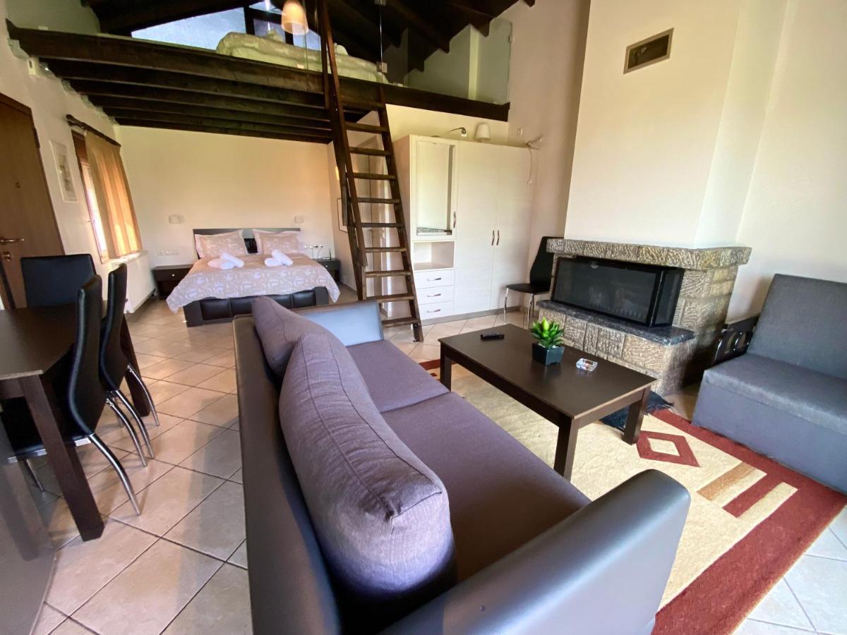 Lithos Villas Amfikleia Dış mekan fotoğraf