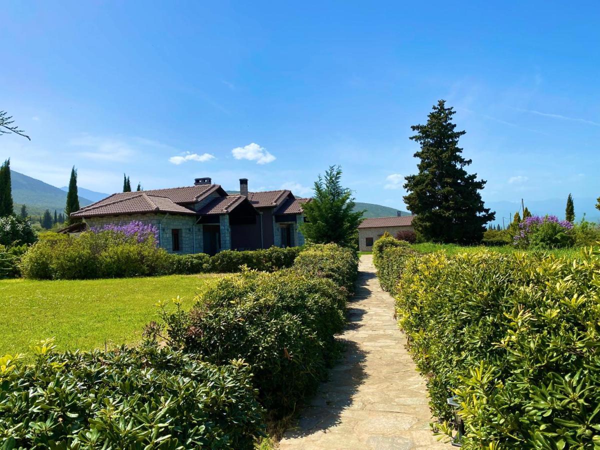 Lithos Villas Amfikleia Dış mekan fotoğraf
