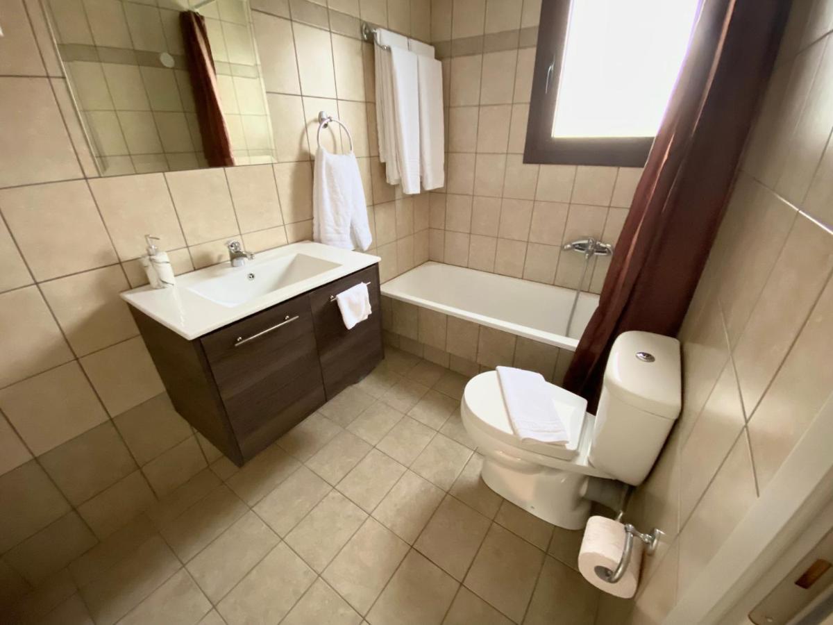 Lithos Villas Amfikleia Dış mekan fotoğraf