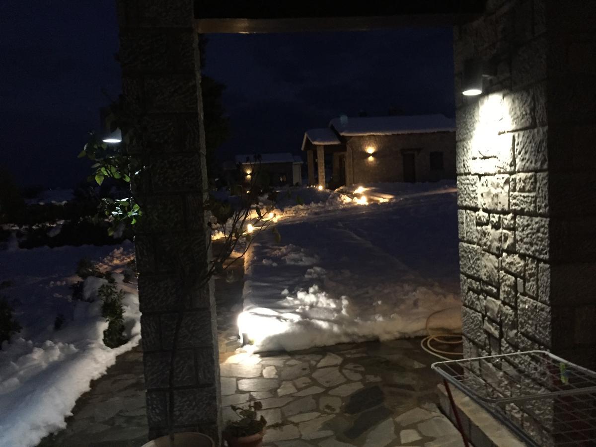 Lithos Villas Amfikleia Dış mekan fotoğraf